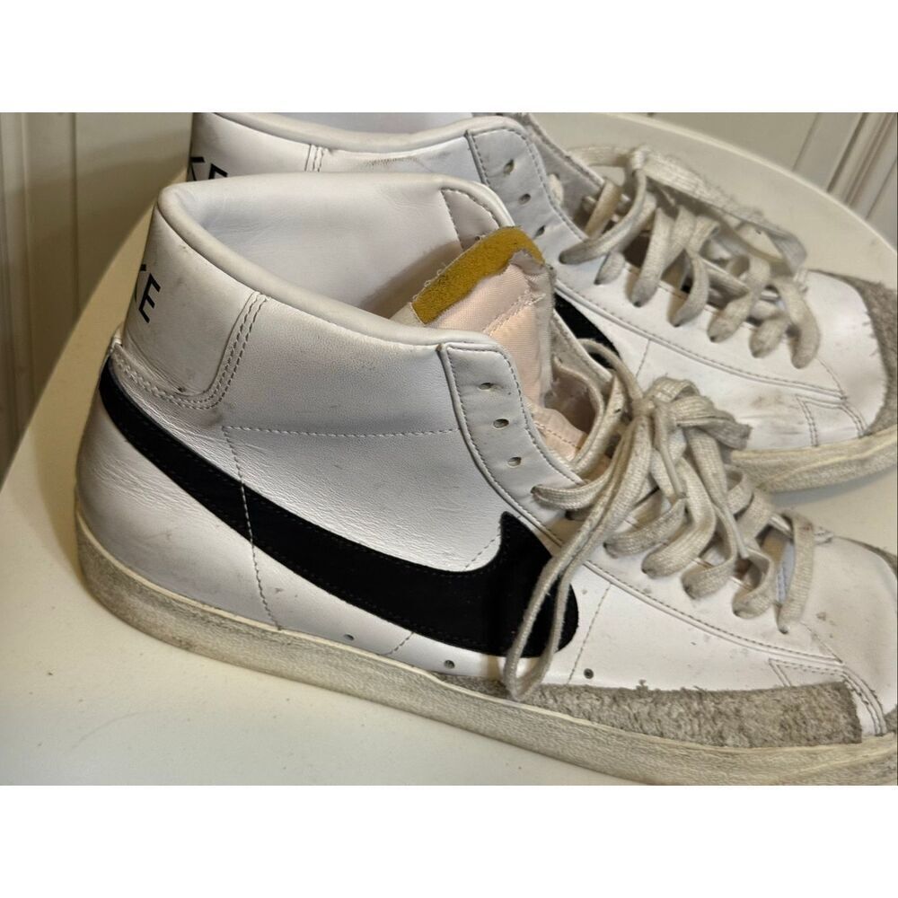 Nike Men's Blazer Mid '77 Vintage High Top Athletic Shoes White Black Size 13